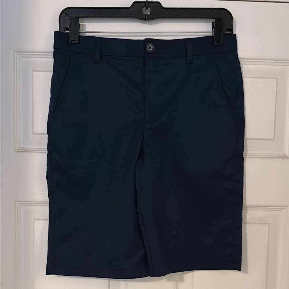 Boys Under Armour Golf Shorts Size 16 *Like New*